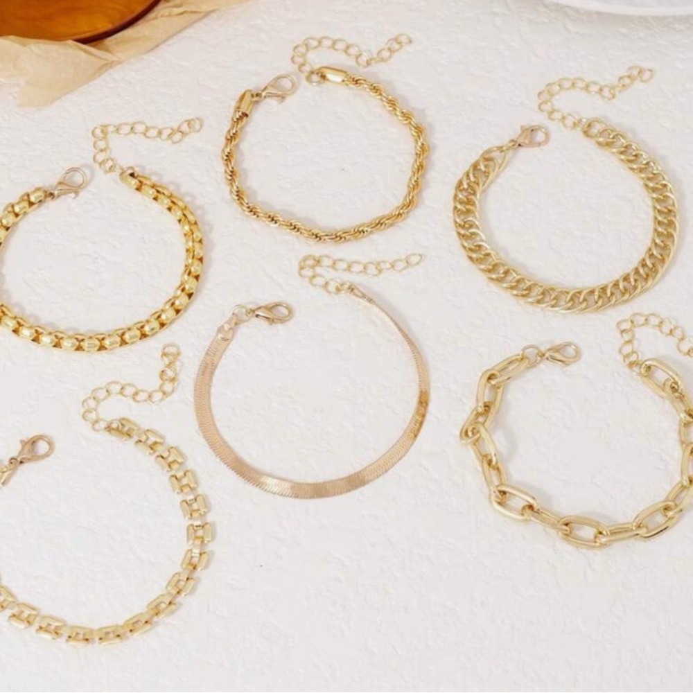 Layered Gold Bracelet 6 piece Set - Picture 3 of 5